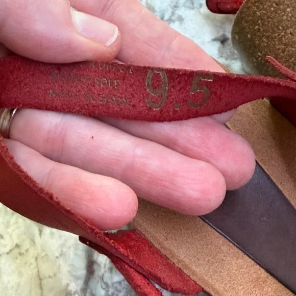 Chic Red and Brown Women's Sandals - Picture 7 of 7